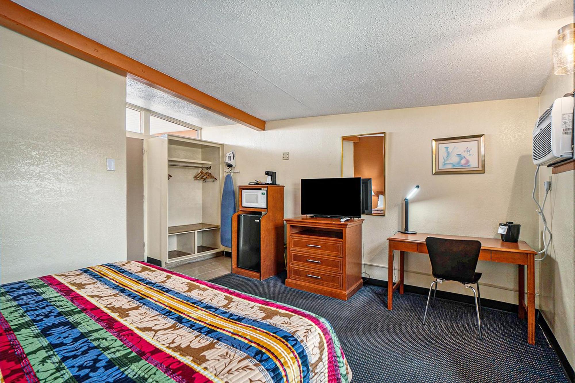Great Lakes Inn & Suites South Haven Quarto foto